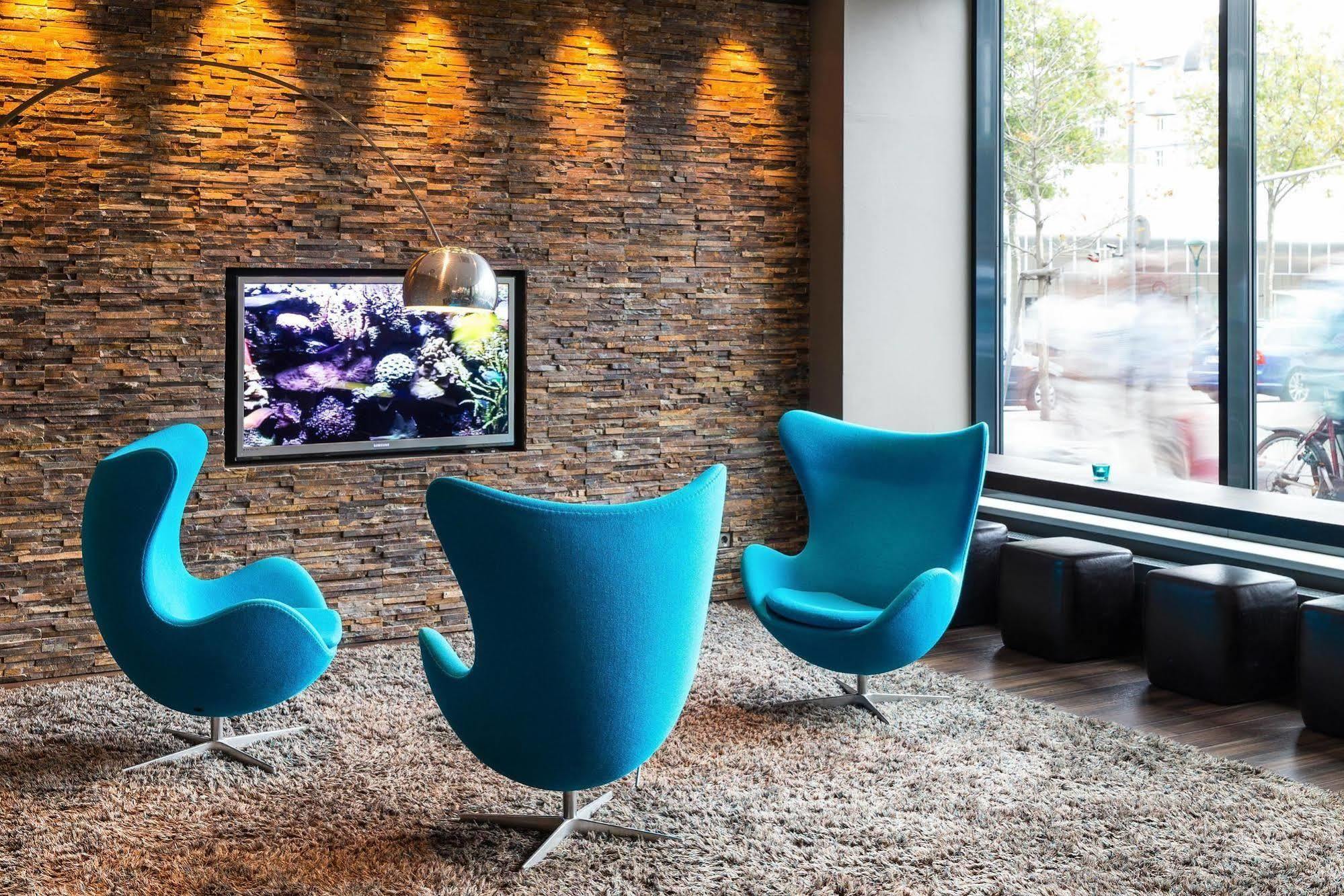 Motel One Wien Westbahnhof Екстериор снимка